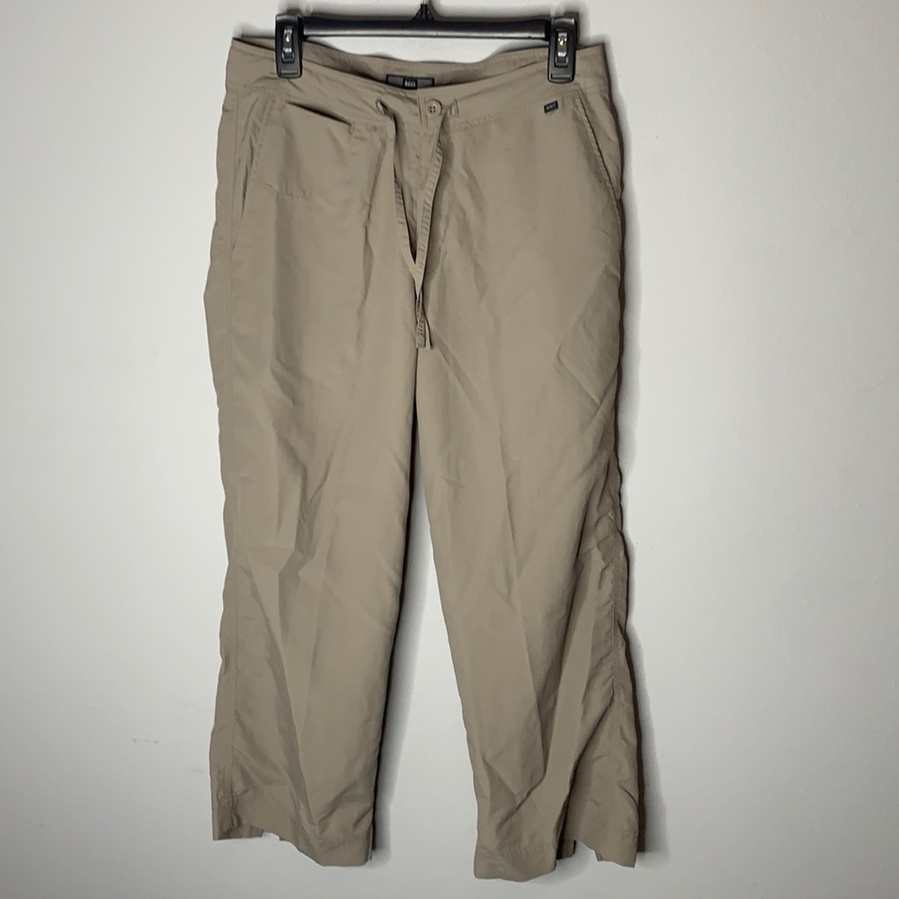 REI Women's Ankle-Length Cropped Travel Pants in Khaki